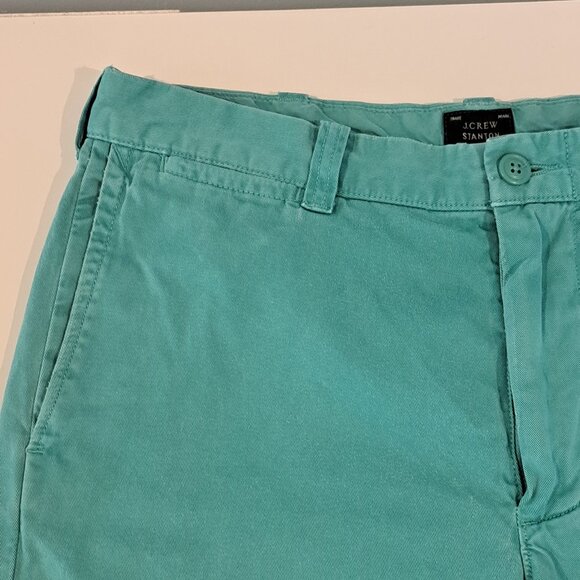 J. Crew Men's 31x9 Stanton Cotton Twill Garment Dyed Classic Fit Short - Picture 11 of 15